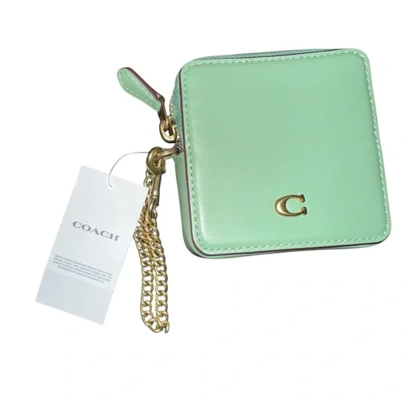 Coach Green Wristlet with Gold Chain - Picture 2 of 4